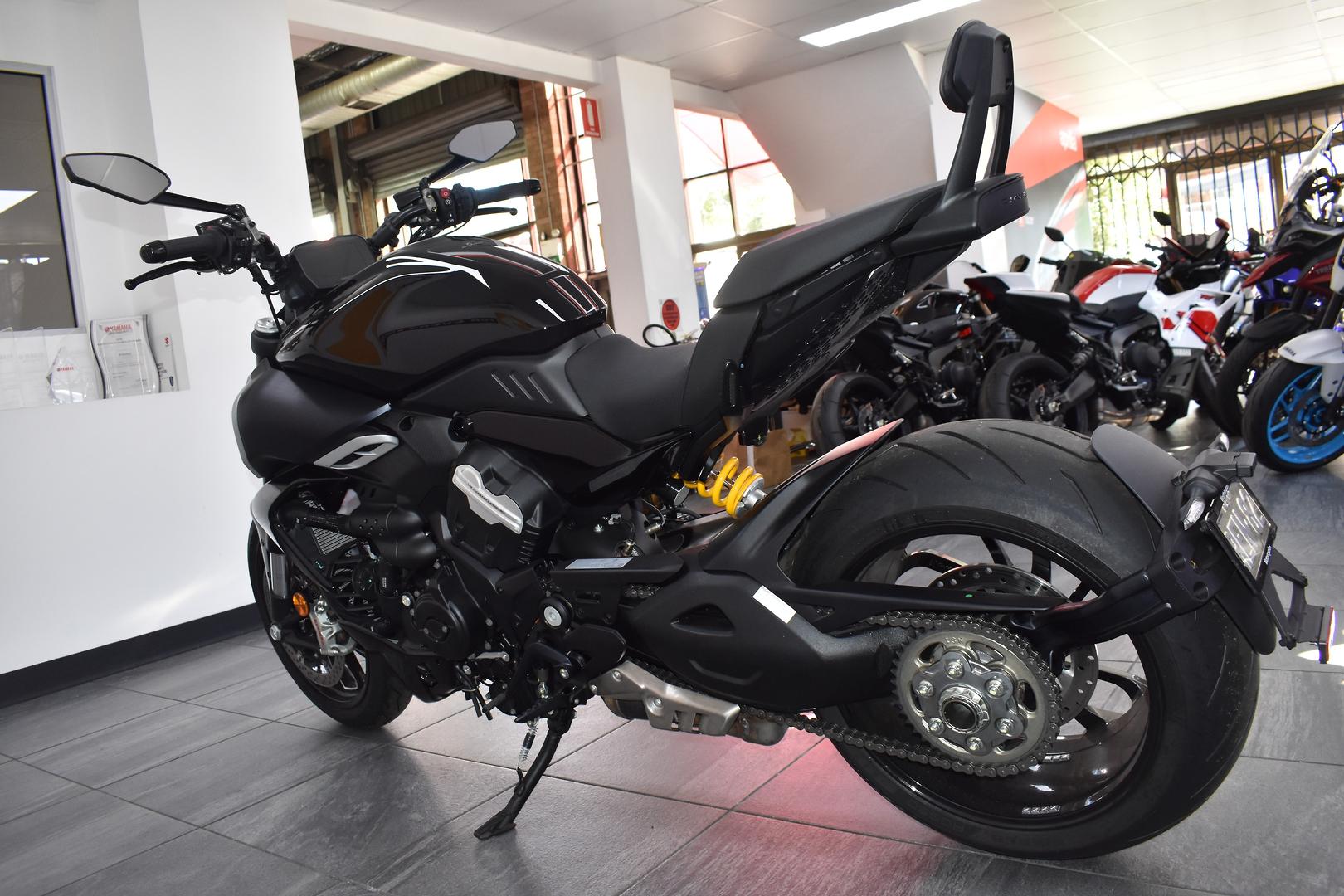 2024 DUCATI DIAVEL V4 CRUISER