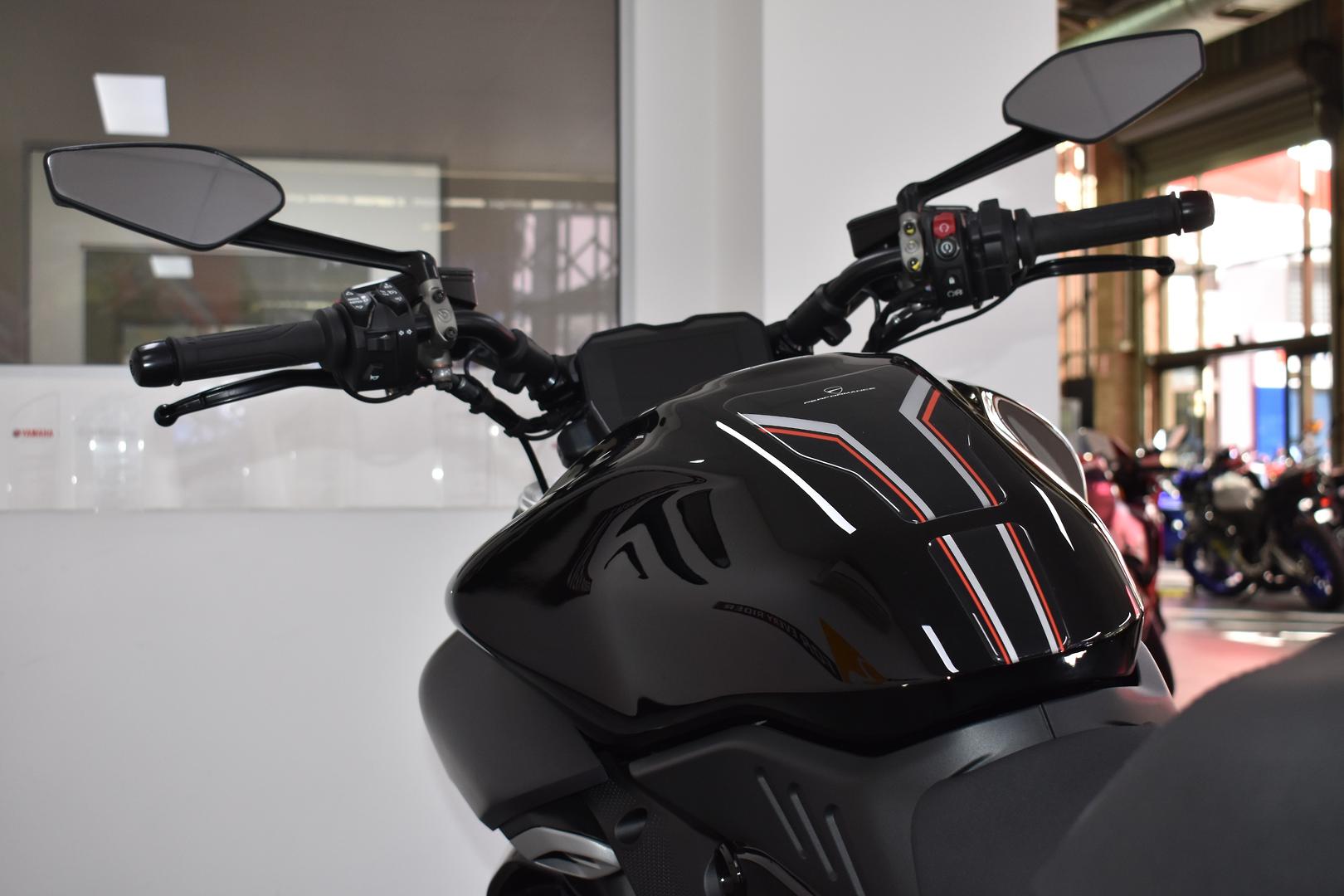 2024 DUCATI DIAVEL V4 CRUISER