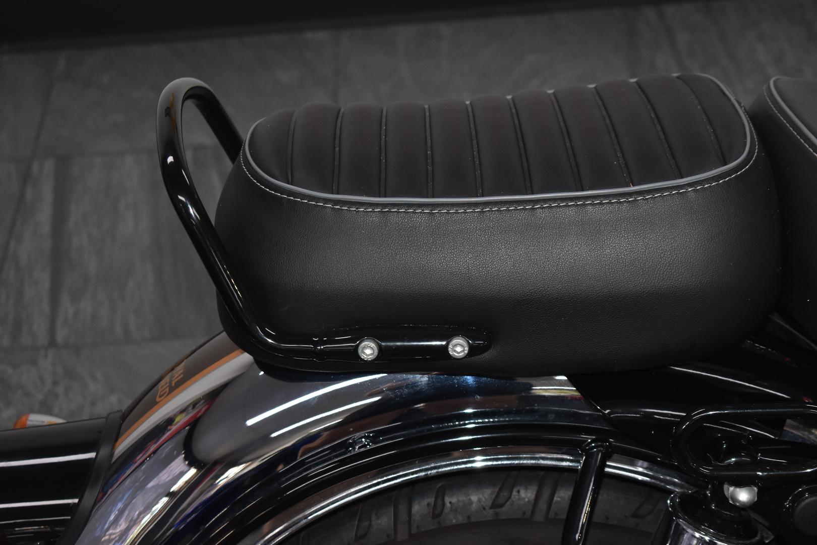 2019 ROYAL ENFIELD CLASSIC 350 ROAD