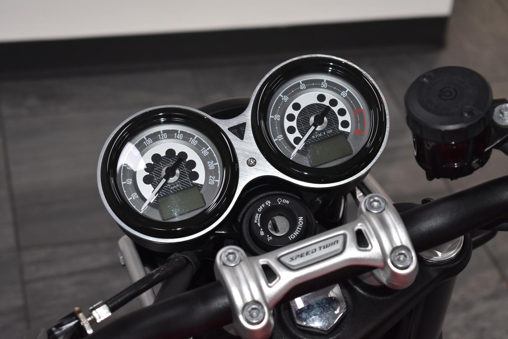 2020 TRIUMPH SPEED TWIN 1200 ROAD