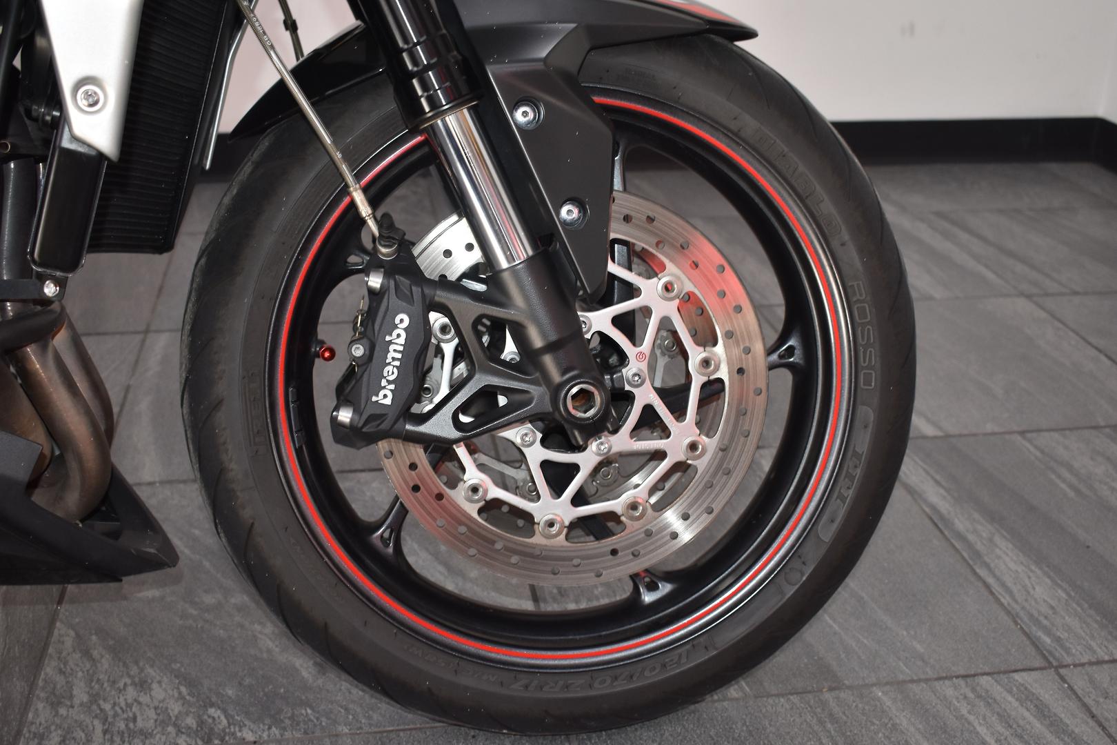 2020 TRIUMPH STREET TRIPLE R ROAD