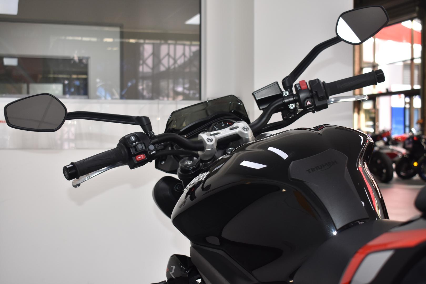 2020 TRIUMPH STREET TRIPLE R ROAD