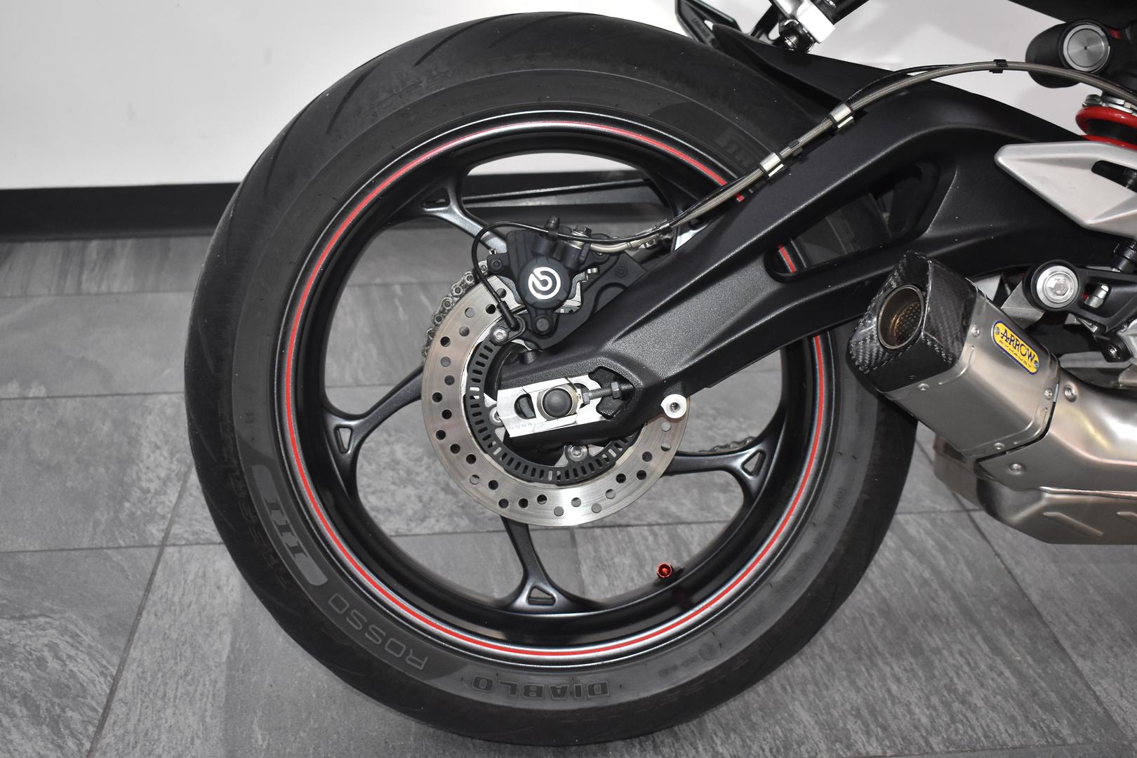 2020 TRIUMPH STREET TRIPLE R ROAD