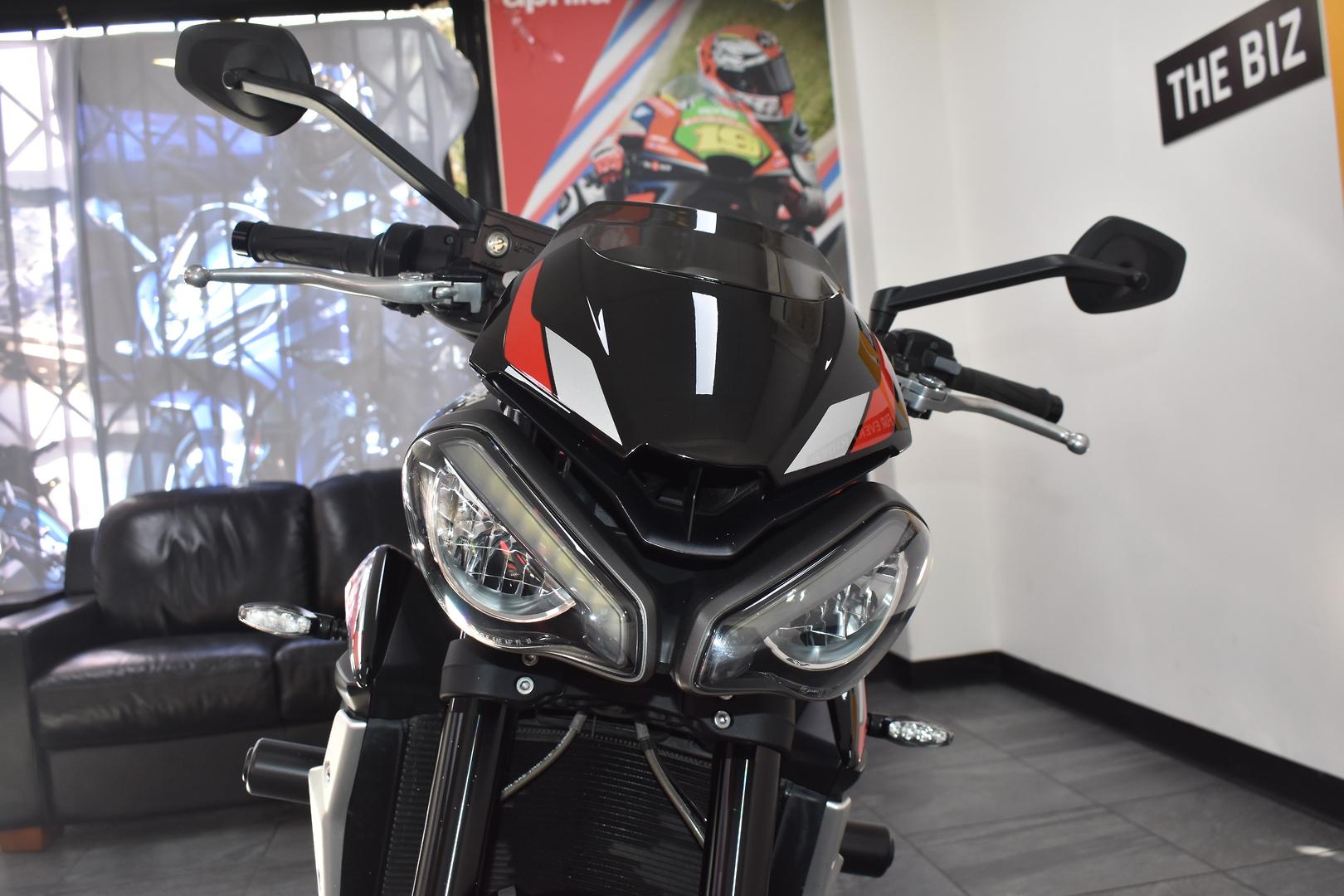 2020 TRIUMPH STREET TRIPLE R ROAD