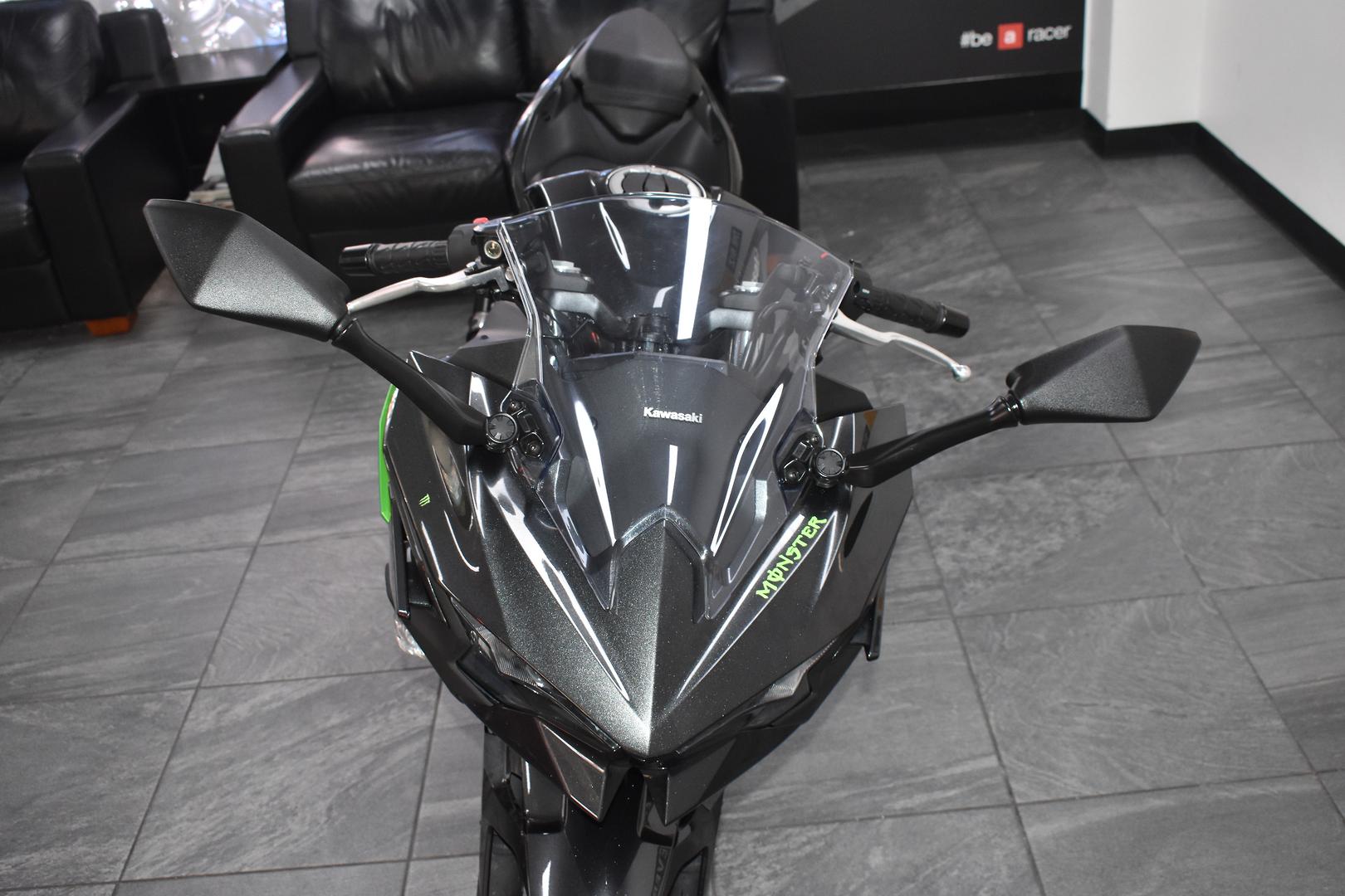 2025 KAWASAKI NINJA 500 SPORTS