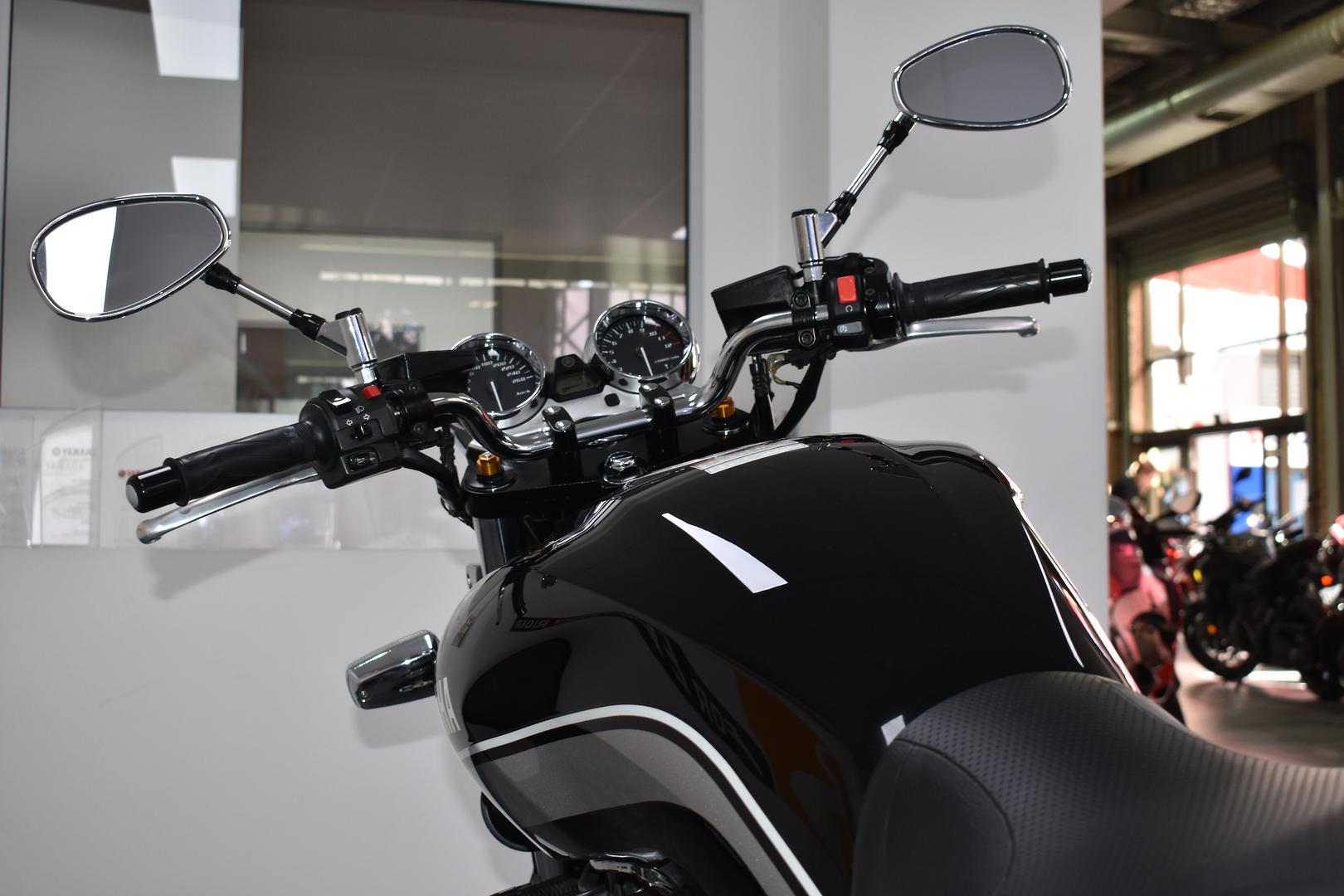 2011 YAMAHA XJR1300 ROAD