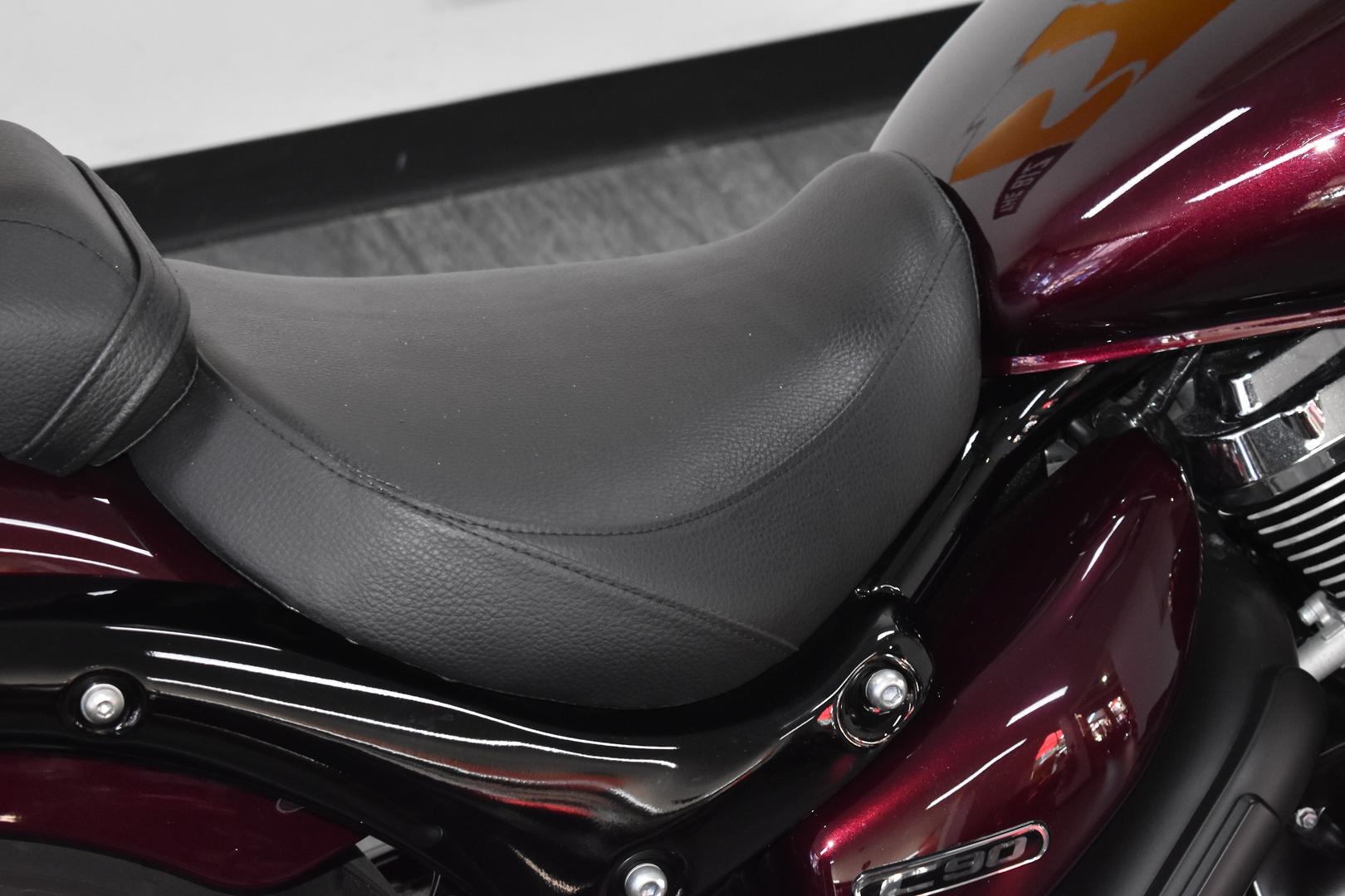 2015 SUZUKI BOULEVARD C90T (VL1500B) CRUISER