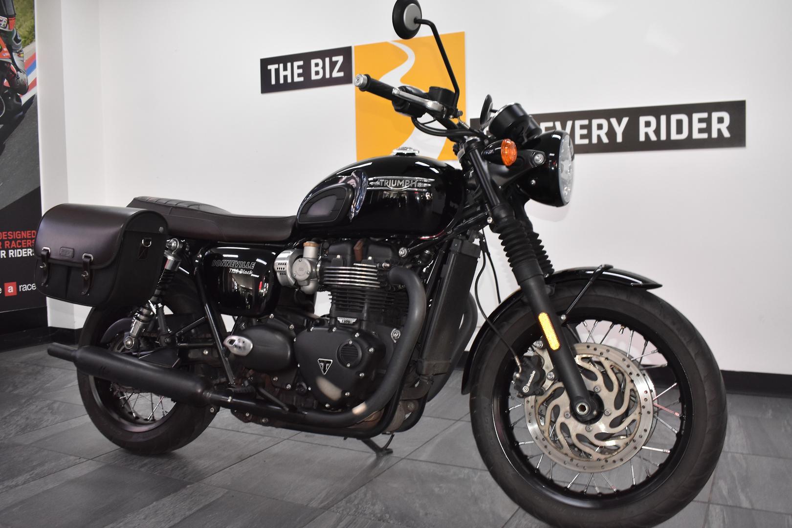 2022 TRIUMPH BONNEVILLE T120 BLACK ROAD