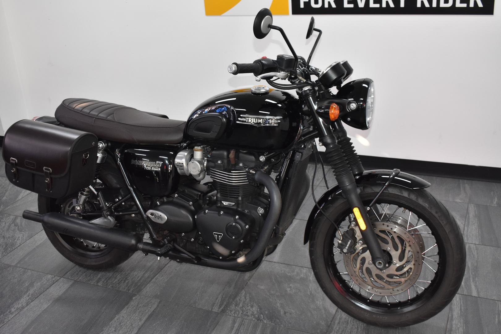 2022 TRIUMPH BONNEVILLE T120 BLACK ROAD