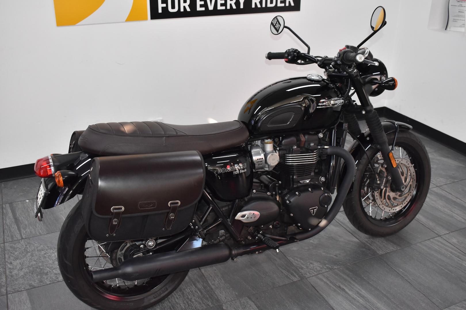 2022 TRIUMPH BONNEVILLE T120 BLACK ROAD