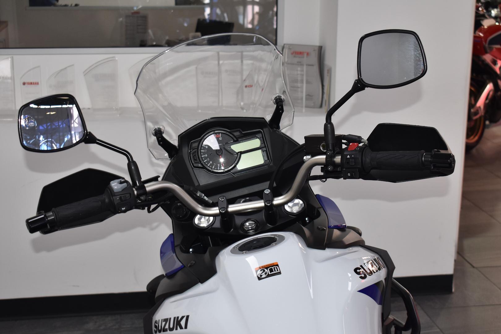 2025 SUZUKI V-STROM 650XT (DL650XA) DUAL SPORTS