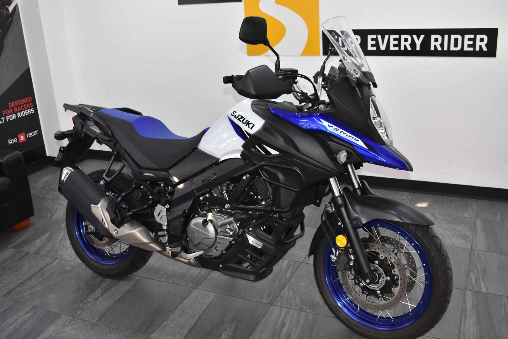 2025 SUZUKI V-STROM 650XT (DL650XA) DUAL SPORTS