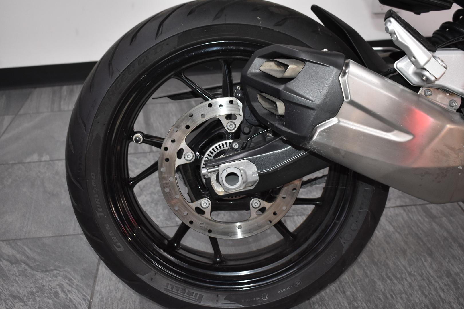 2021 BMW F 900 R ROAD
