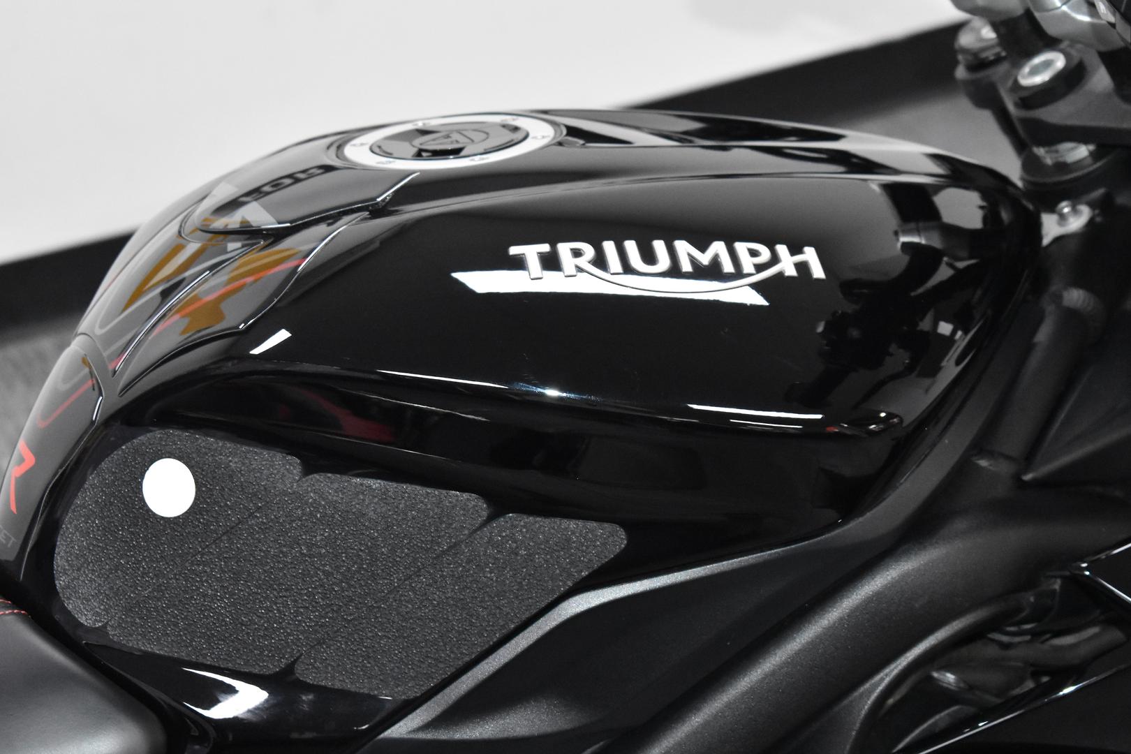 2019 TRIUMPH STREET TRIPLE R ROAD