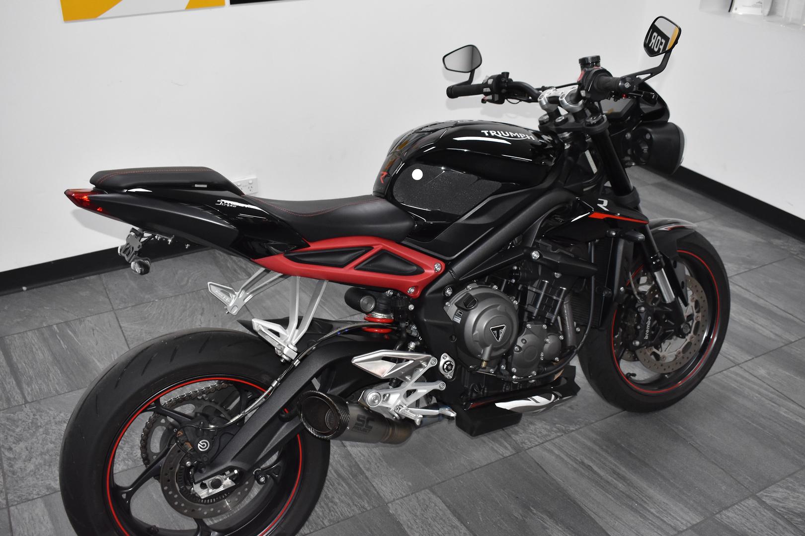 2019 TRIUMPH STREET TRIPLE R ROAD