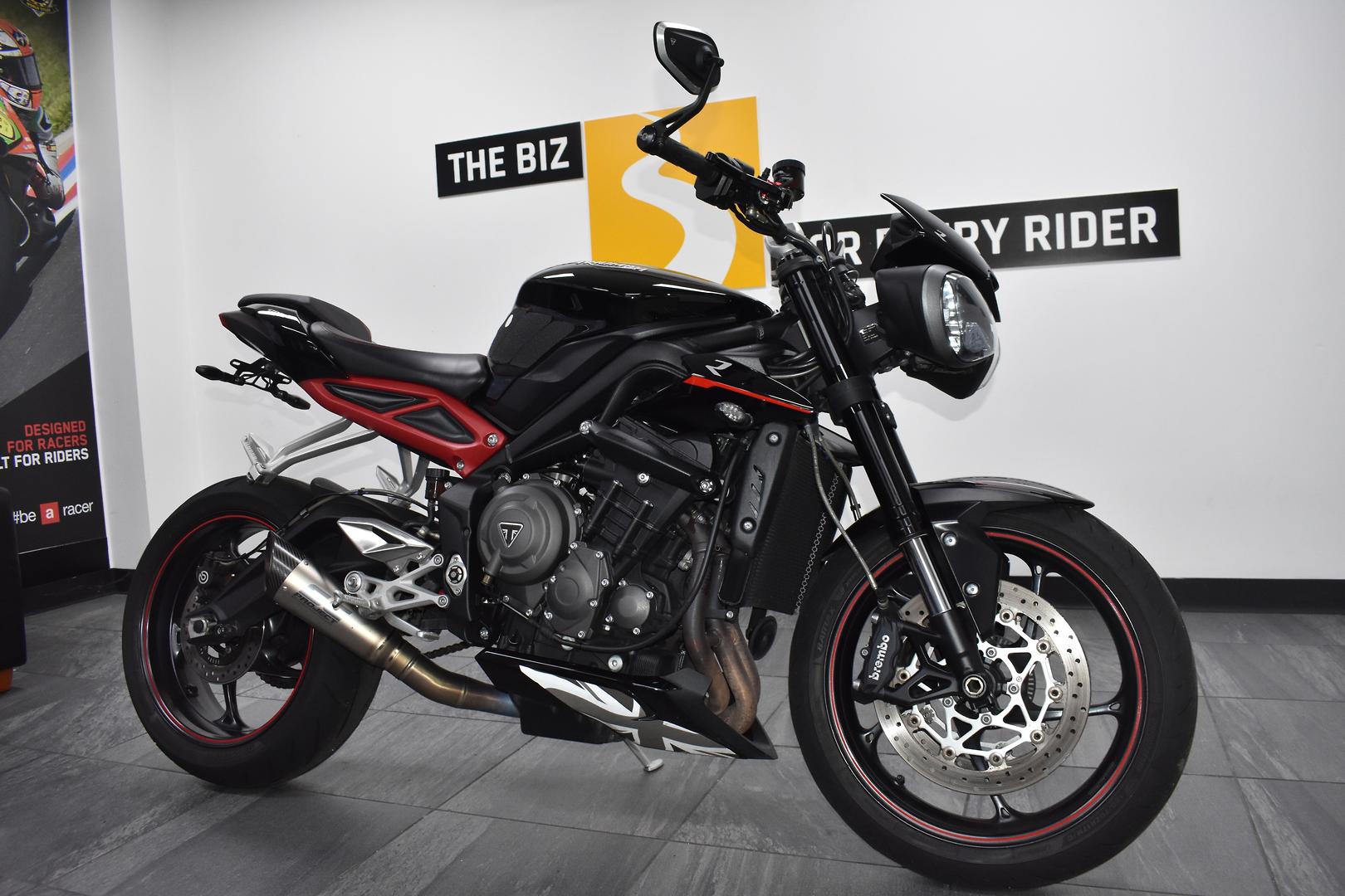 2019 TRIUMPH STREET TRIPLE R ROAD