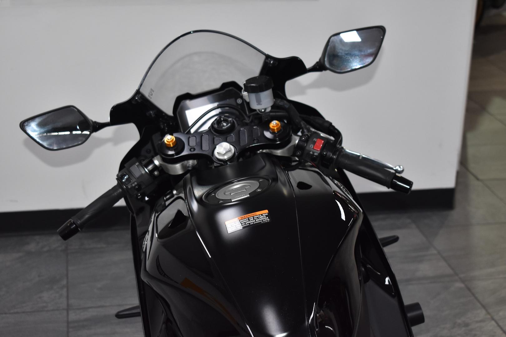 2025 YAMAHA YZF-R7LA SPORTS