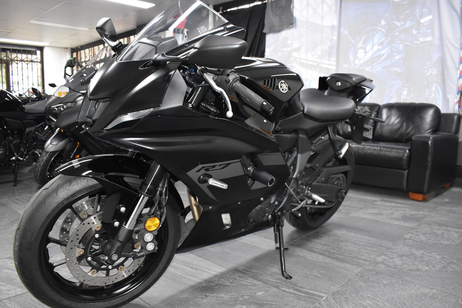 2025 YAMAHA YZF-R7LA SPORTS