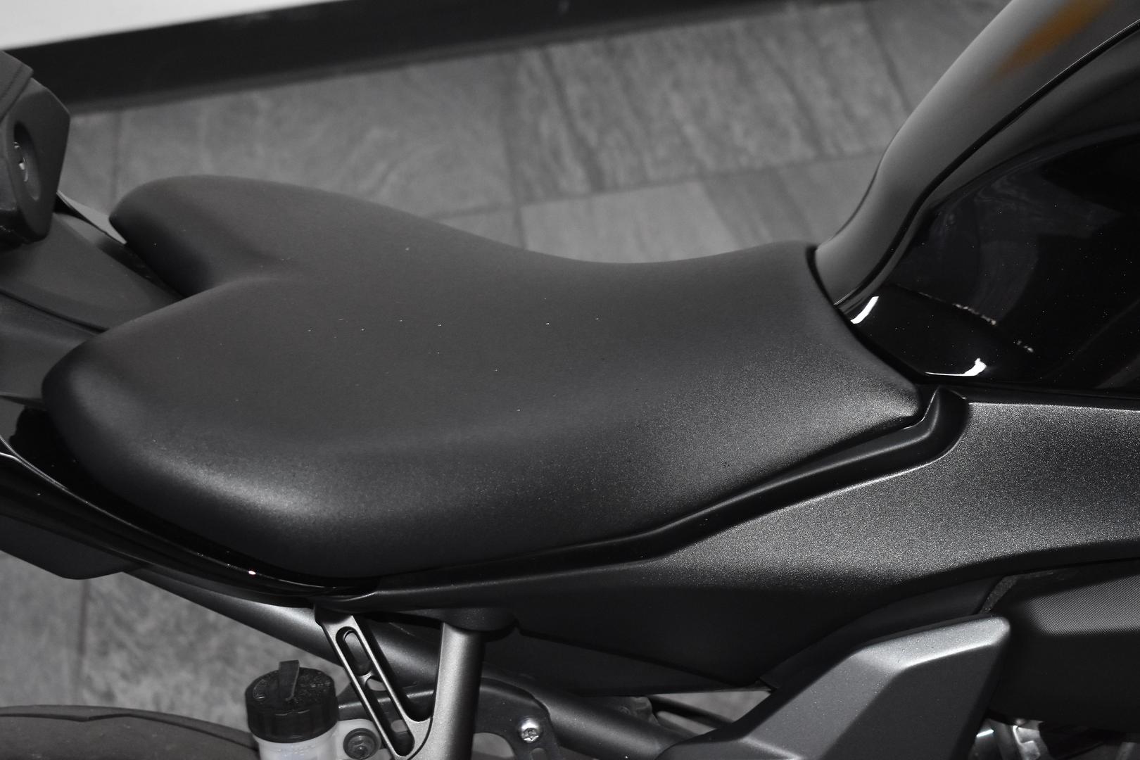 2025 YAMAHA YZF-R7LA SPORTS