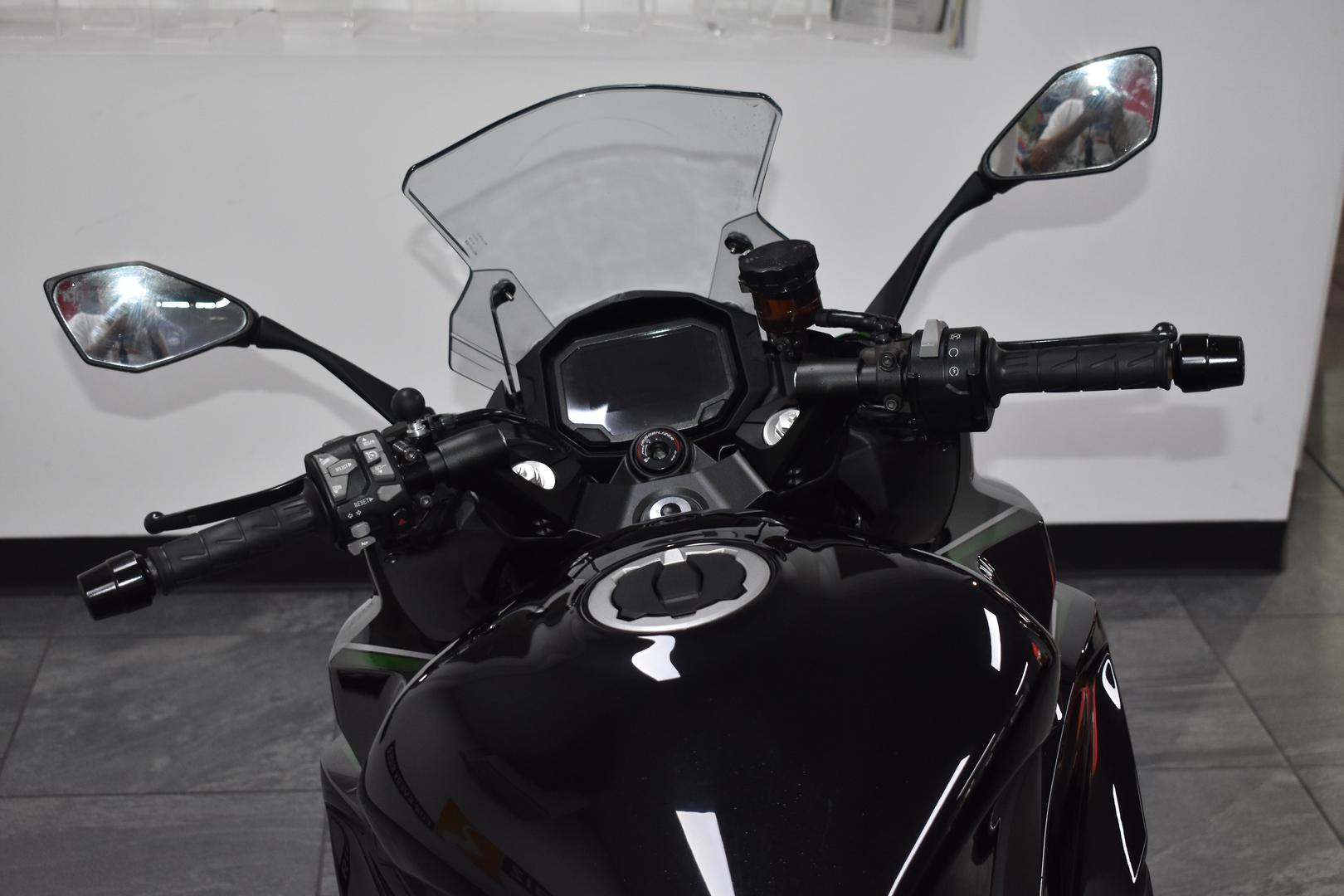 2023 KAWASAKI NINJA 1000SX SPORTS