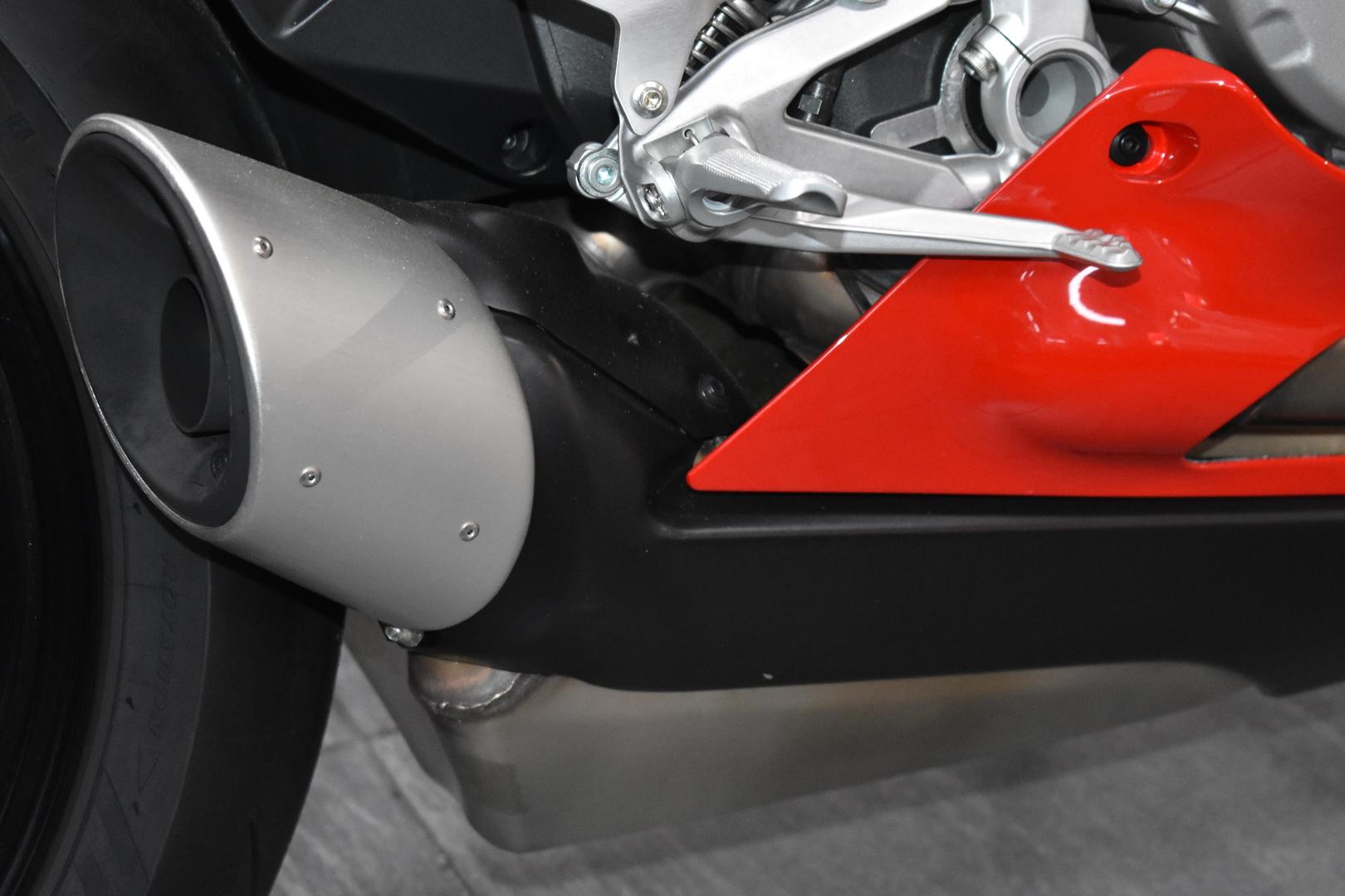 2024 DUCATI PANIGALE V2 SPORTS