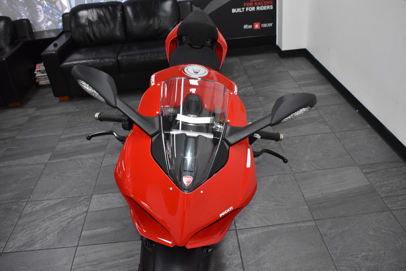 2024 DUCATI PANIGALE V2 SPORTS