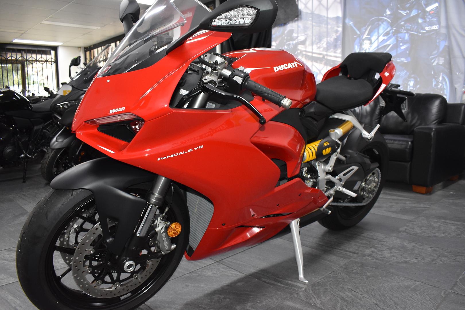 2024 DUCATI PANIGALE V2 SPORTS