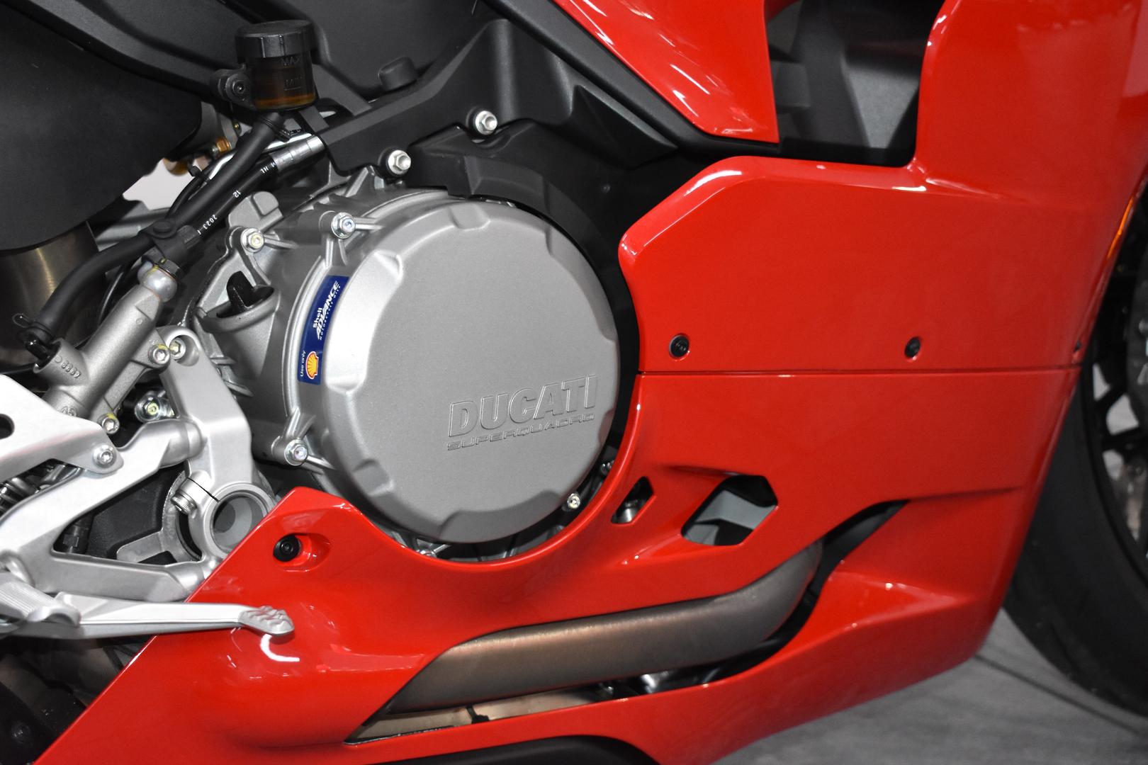 2024 DUCATI PANIGALE V2 SPORTS