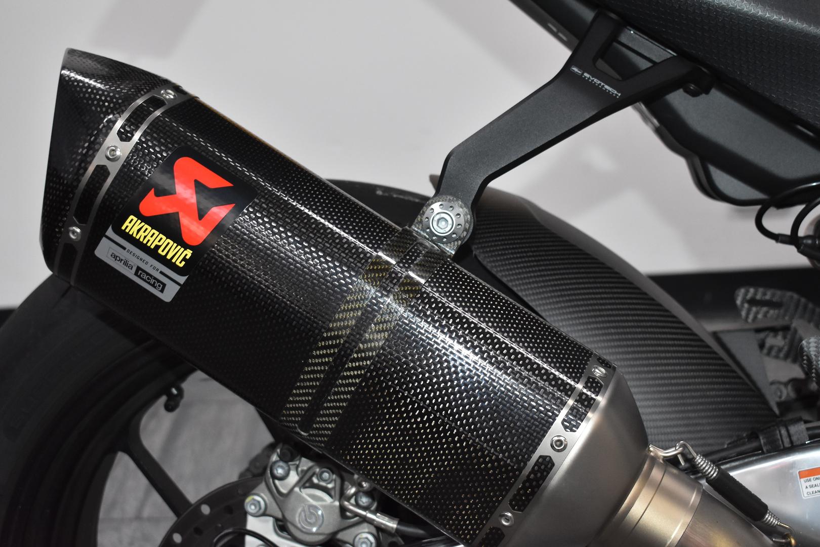 2023 APRILIA RSV4 FACTORY SPORTS