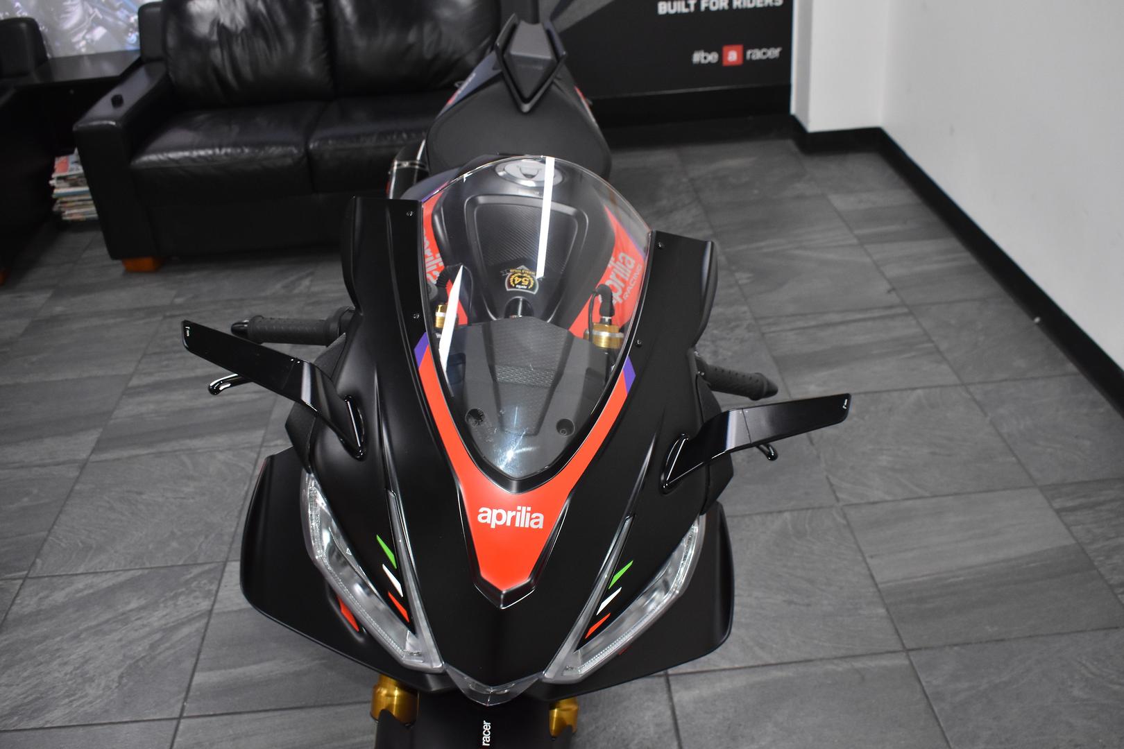 2023 APRILIA RSV4 FACTORY SPORTS