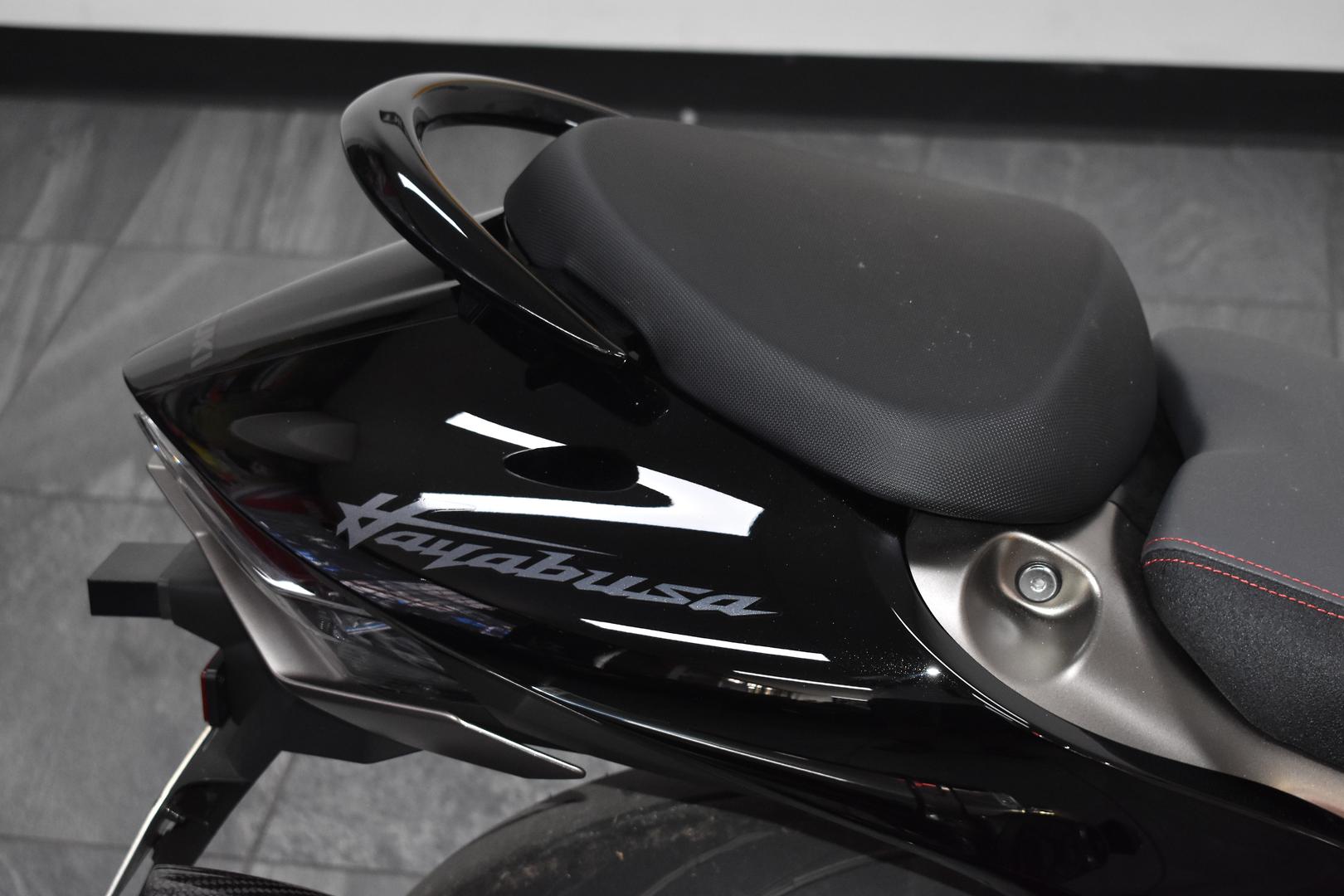 2025 SUZUKI GSX1300RR (HAYABUSA) SPORTS