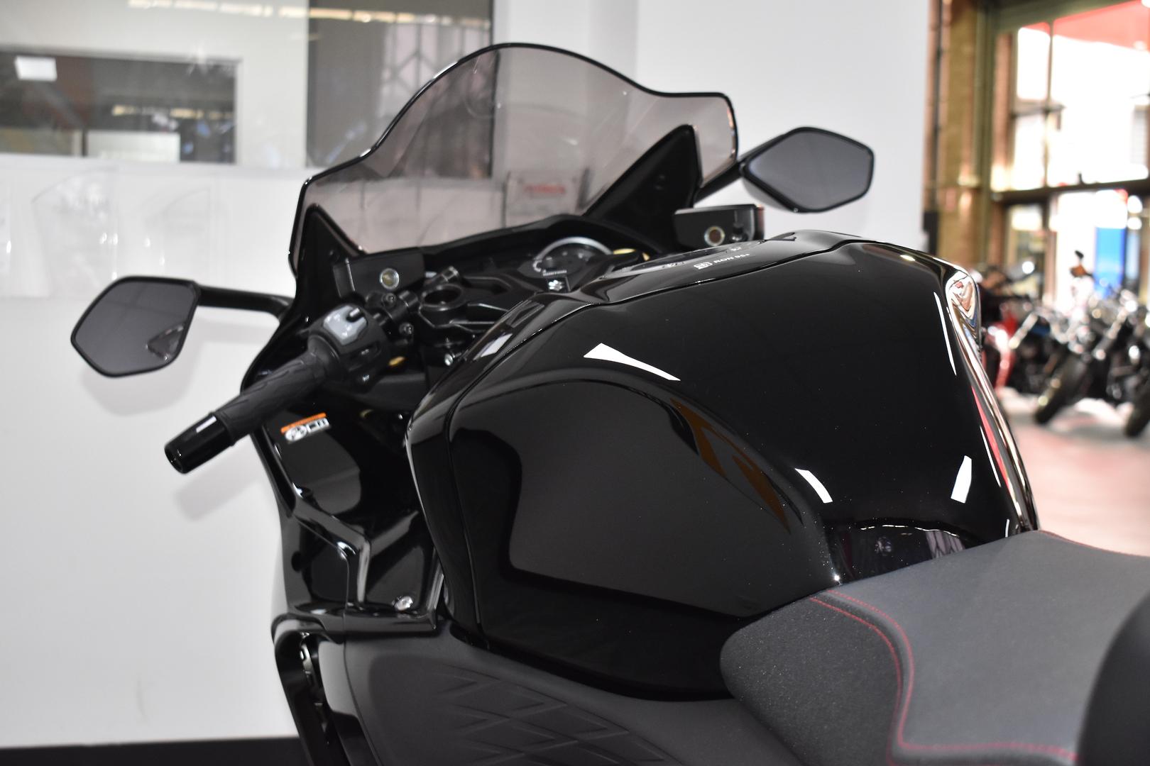 2025 SUZUKI GSX1300RR (HAYABUSA) SPORTS