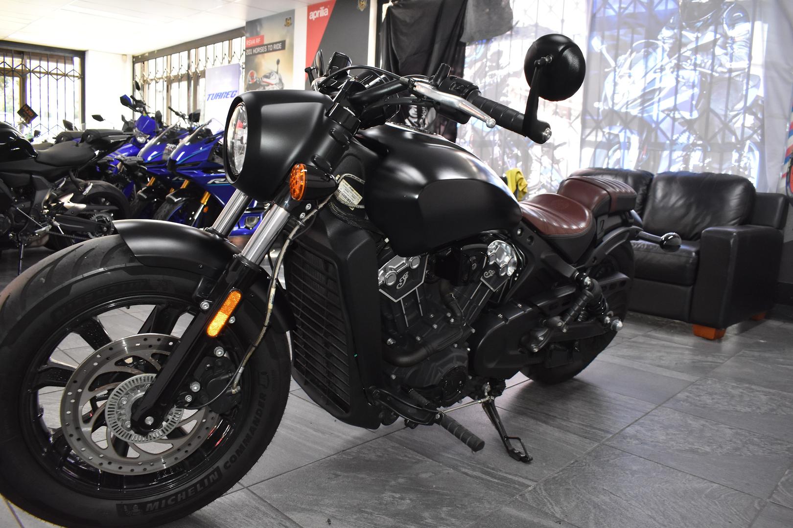 2018 INDIAN SCOUT BOBBER THUNDER BLACK CRUISER