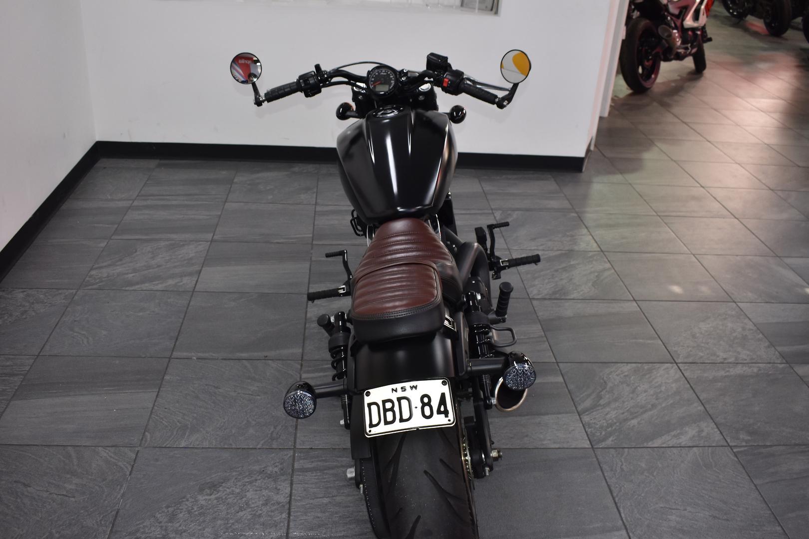 2018 INDIAN SCOUT BOBBER THUNDER BLACK CRUISER