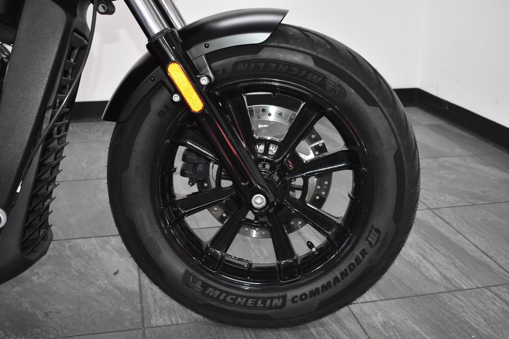 2018 INDIAN SCOUT BOBBER THUNDER BLACK CRUISER