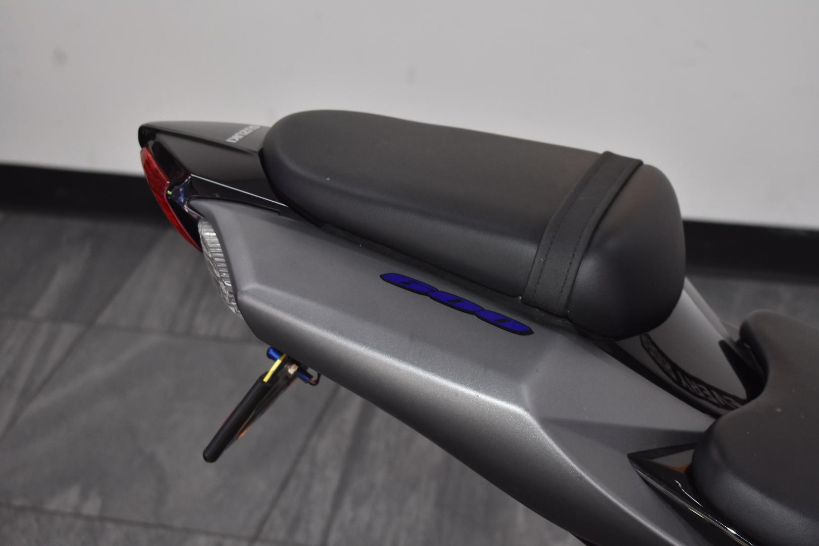 2010 SUZUKI GSX-R600 SPORTS