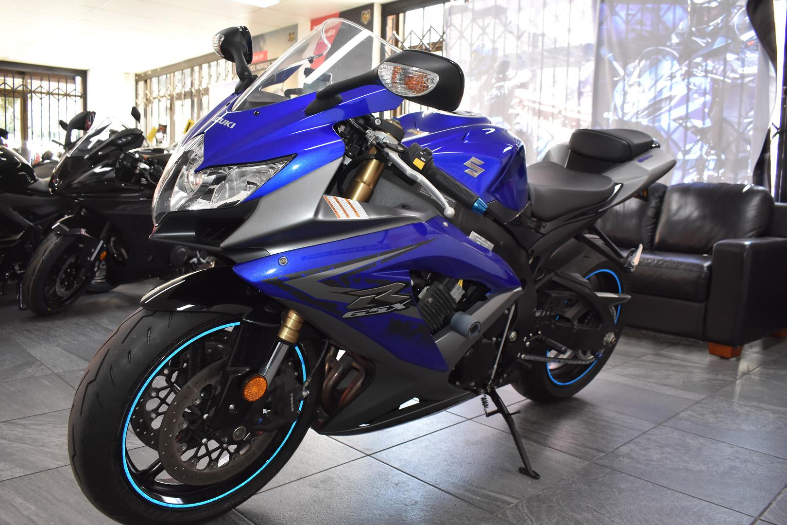 2010 SUZUKI GSX-R600 SPORTS