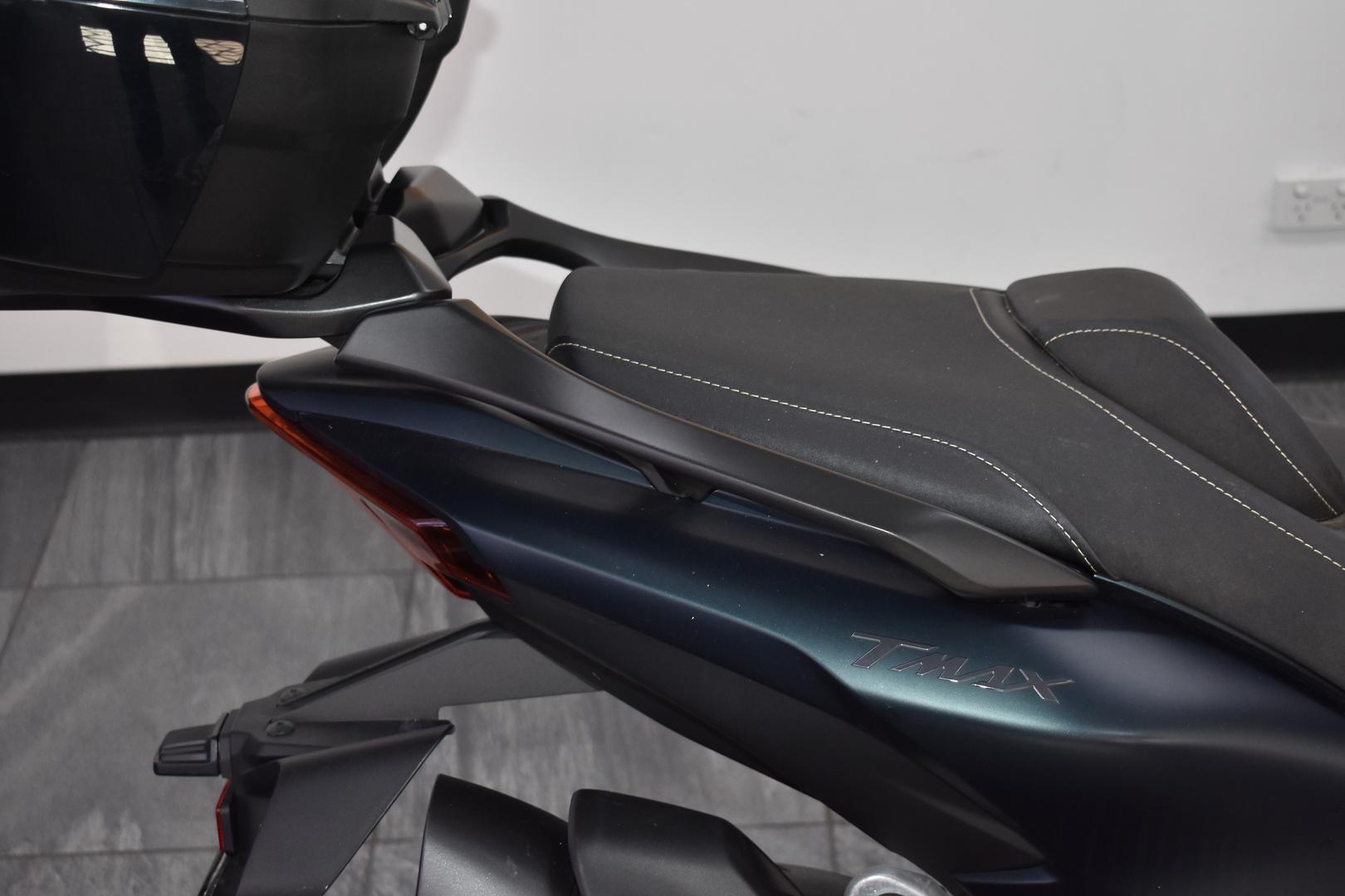 2023 YAMAHA TMAX 560 (ABS) SCOOTER