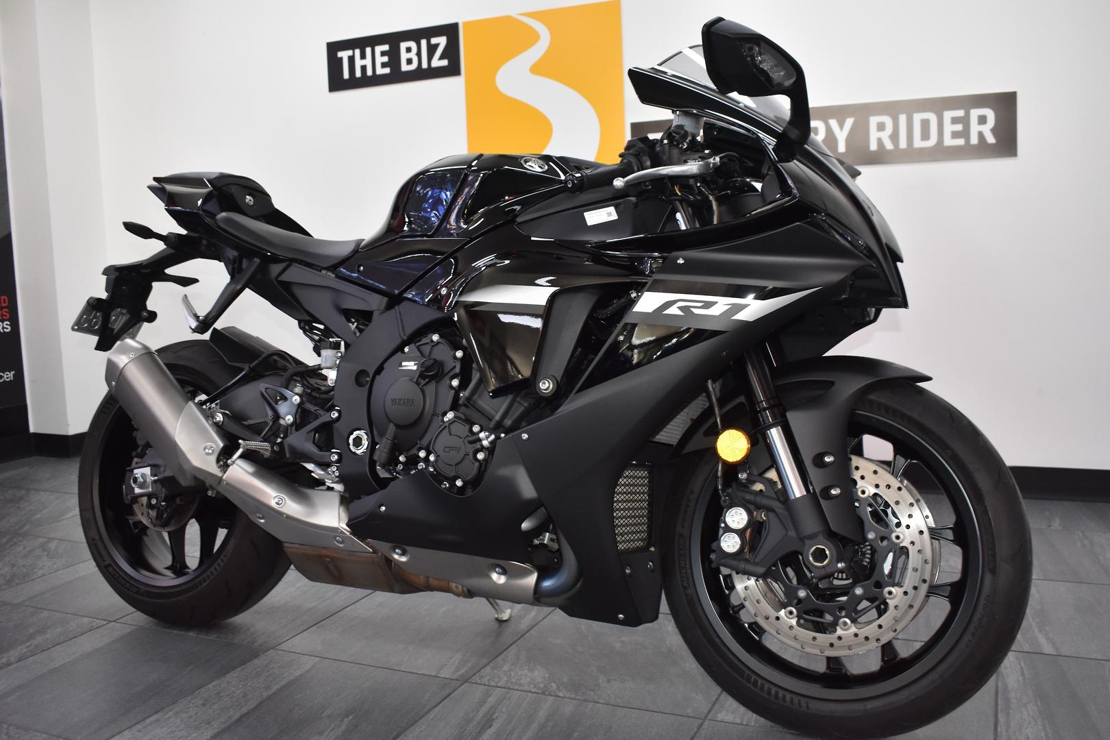 2024 YAMAHA YZF-R1 SPORTS