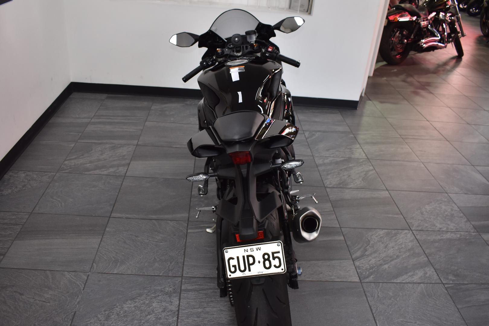 2024 YAMAHA YZF-R1 SPORTS