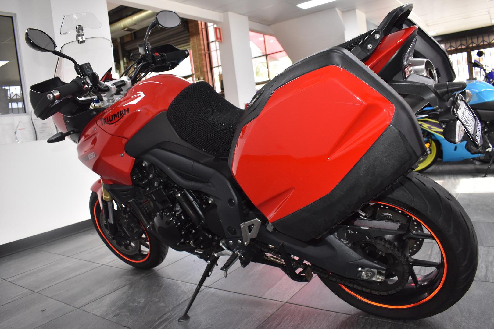 2013 TRIUMPH TIGER 1050 SE (ABS) SPORTS