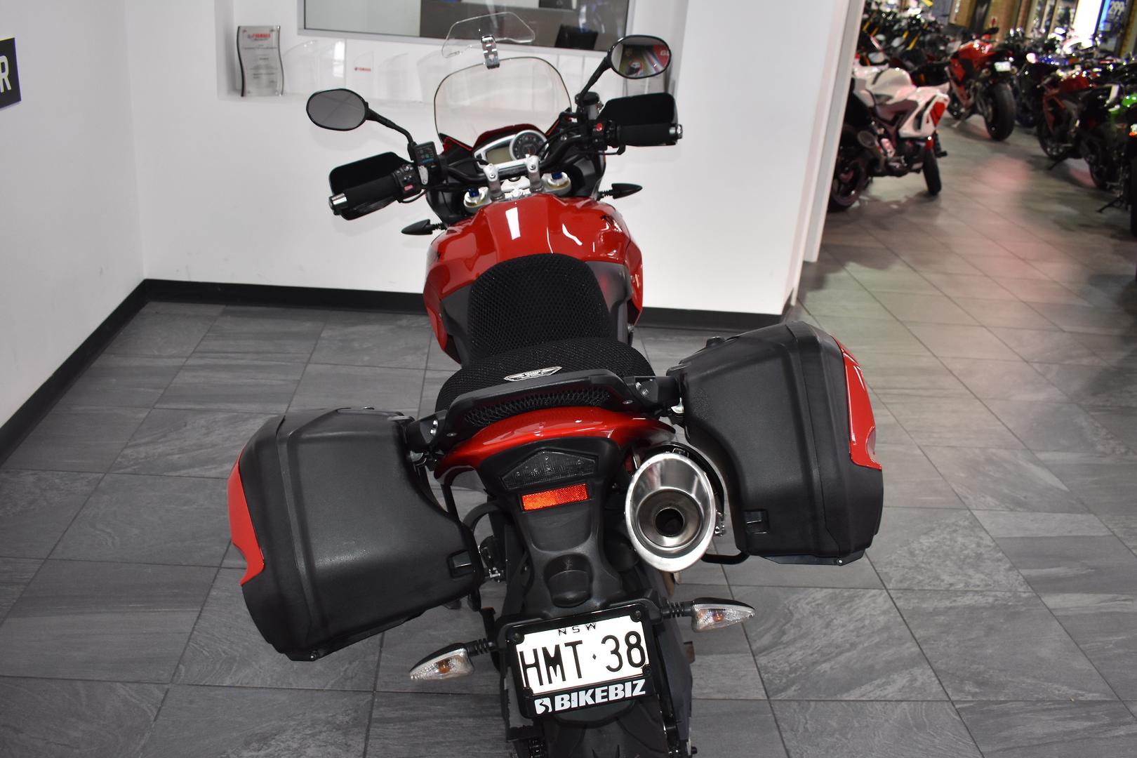 2013 TRIUMPH TIGER 1050 SE (ABS) SPORTS