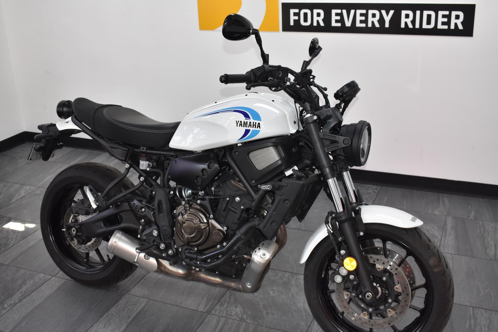 2022 YAMAHA XSR700 ROAD