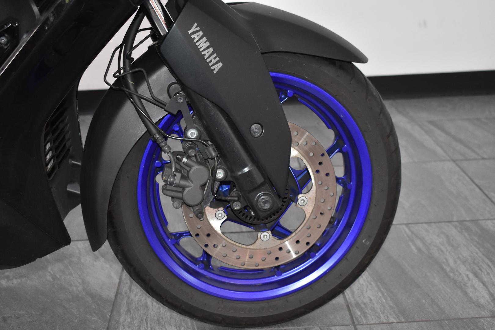 2024 YAMAHA XMAX 300 (CZD300A) SCOOTER