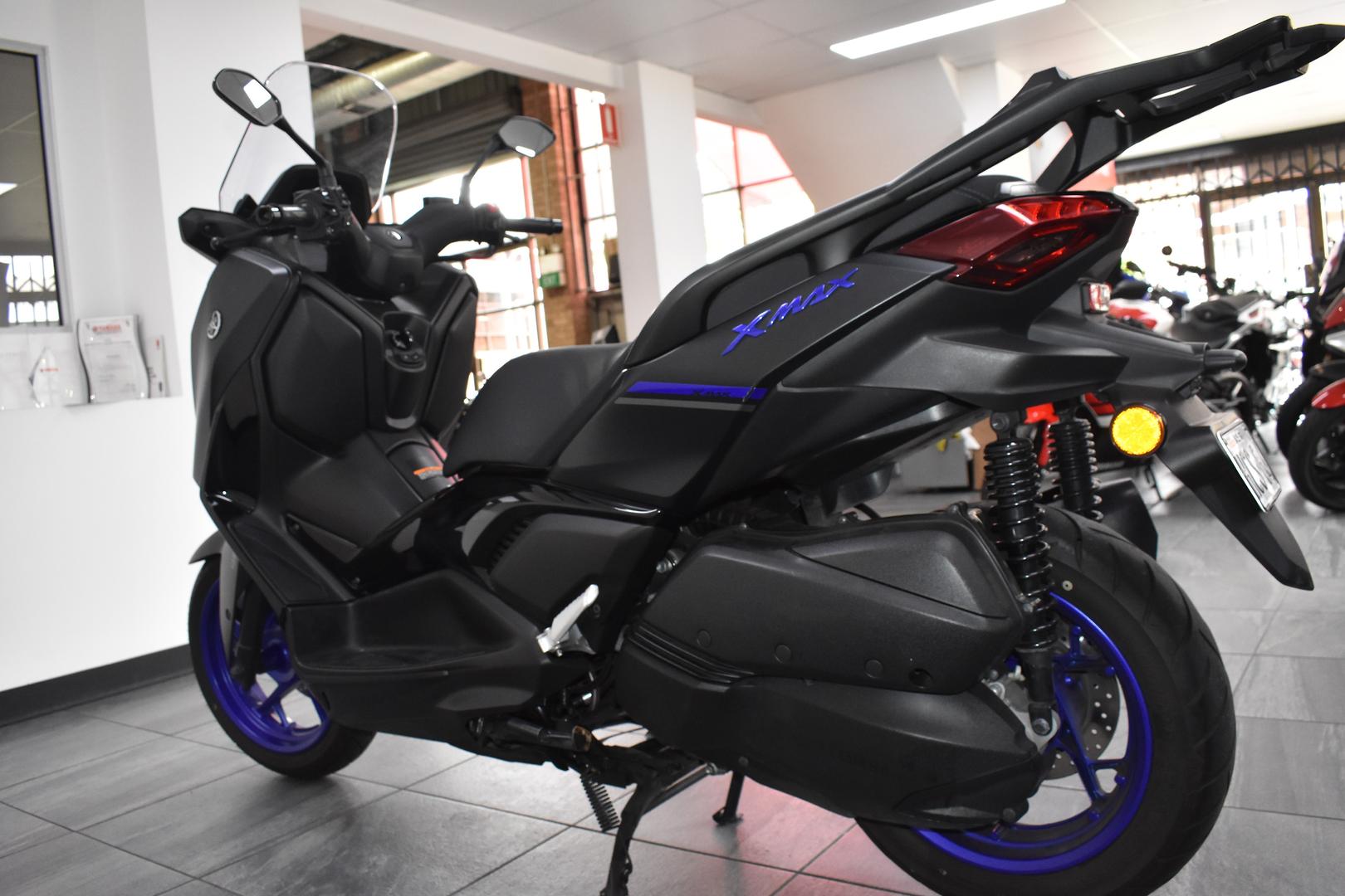 2024 YAMAHA XMAX 300 (CZD300A) SCOOTER