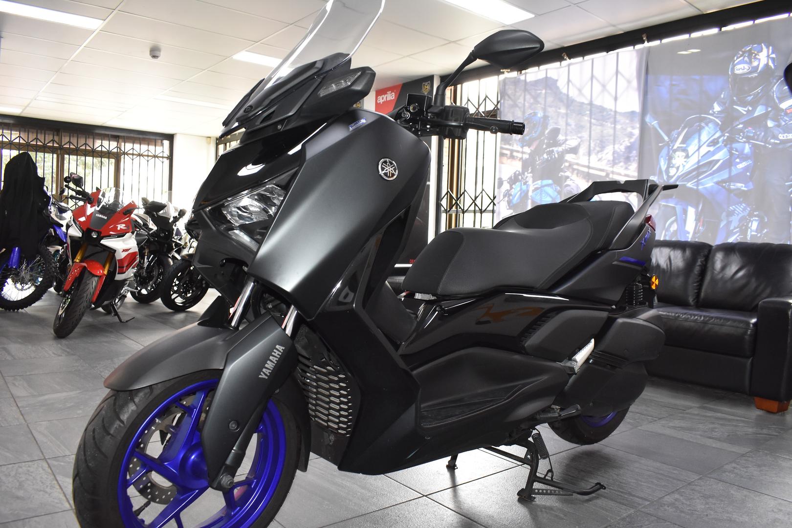 2024 YAMAHA XMAX 300 (CZD300A) SCOOTER