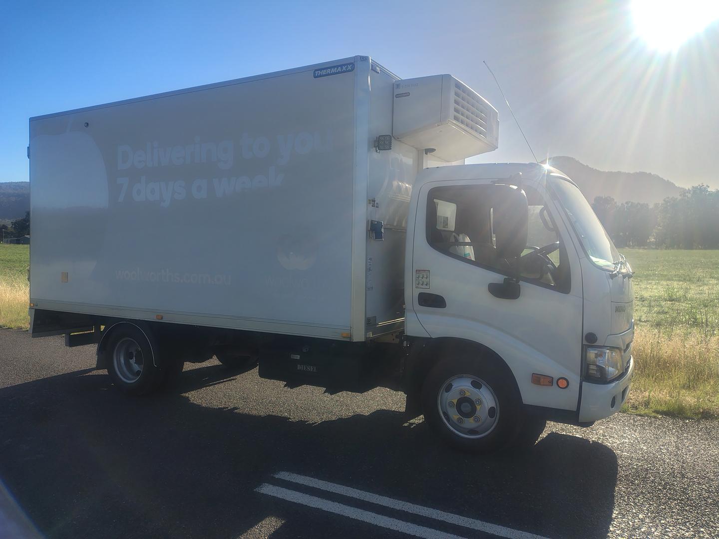 2021 HINO 300 616 REFRIGERATED TRUCK