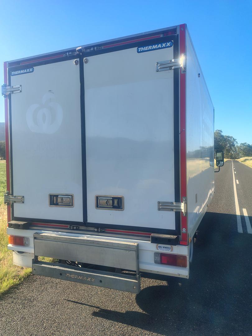 2021 HINO 300 616 REFRIGERATED TRUCK