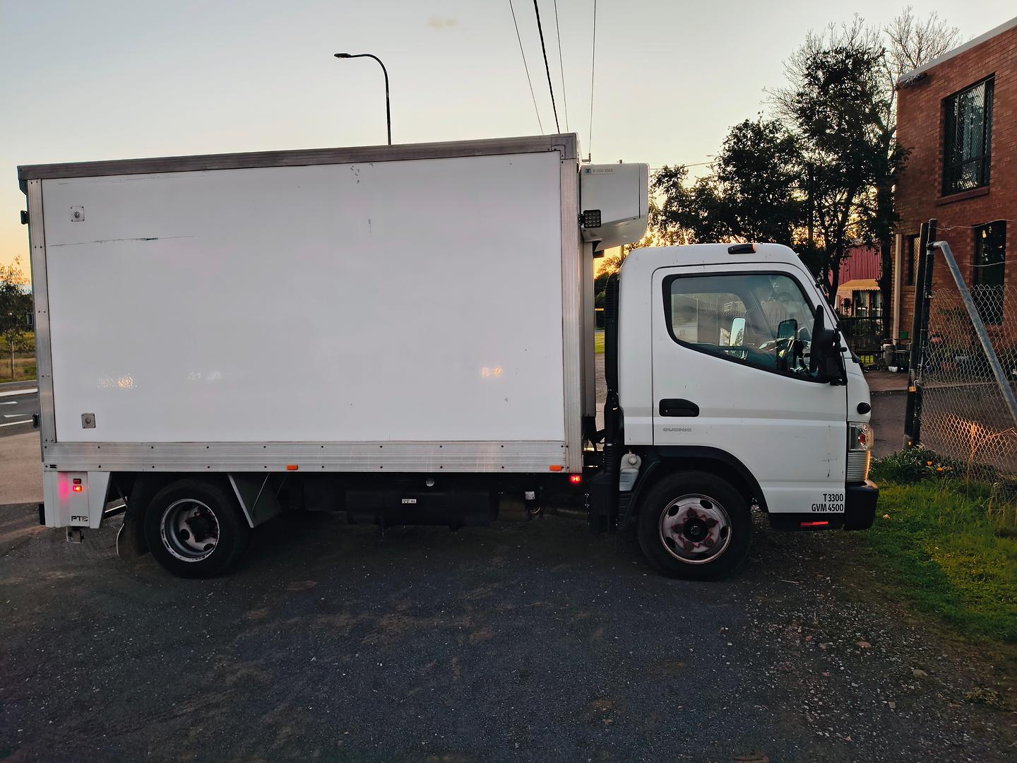 2021 FUSO CANTER 515W 6 SP AUTOMATED MANUAL PANTECH