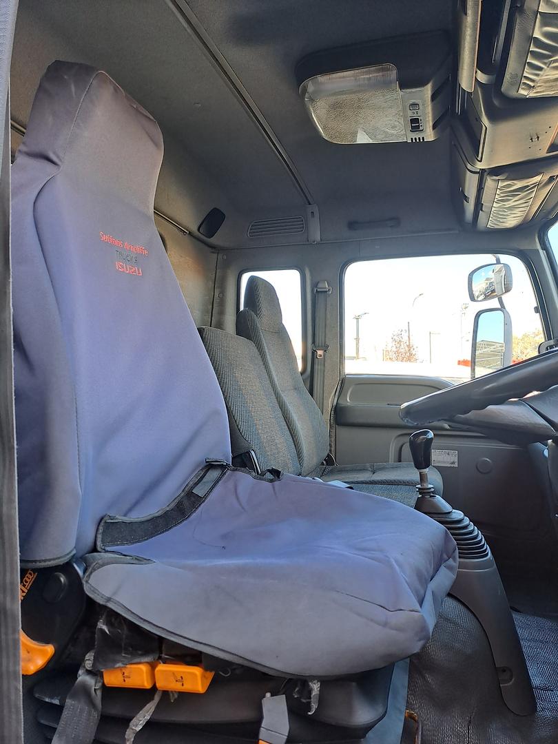 2006 ISUZU FRR F3 550 LONG 6 SP MANUAL C/CHAS